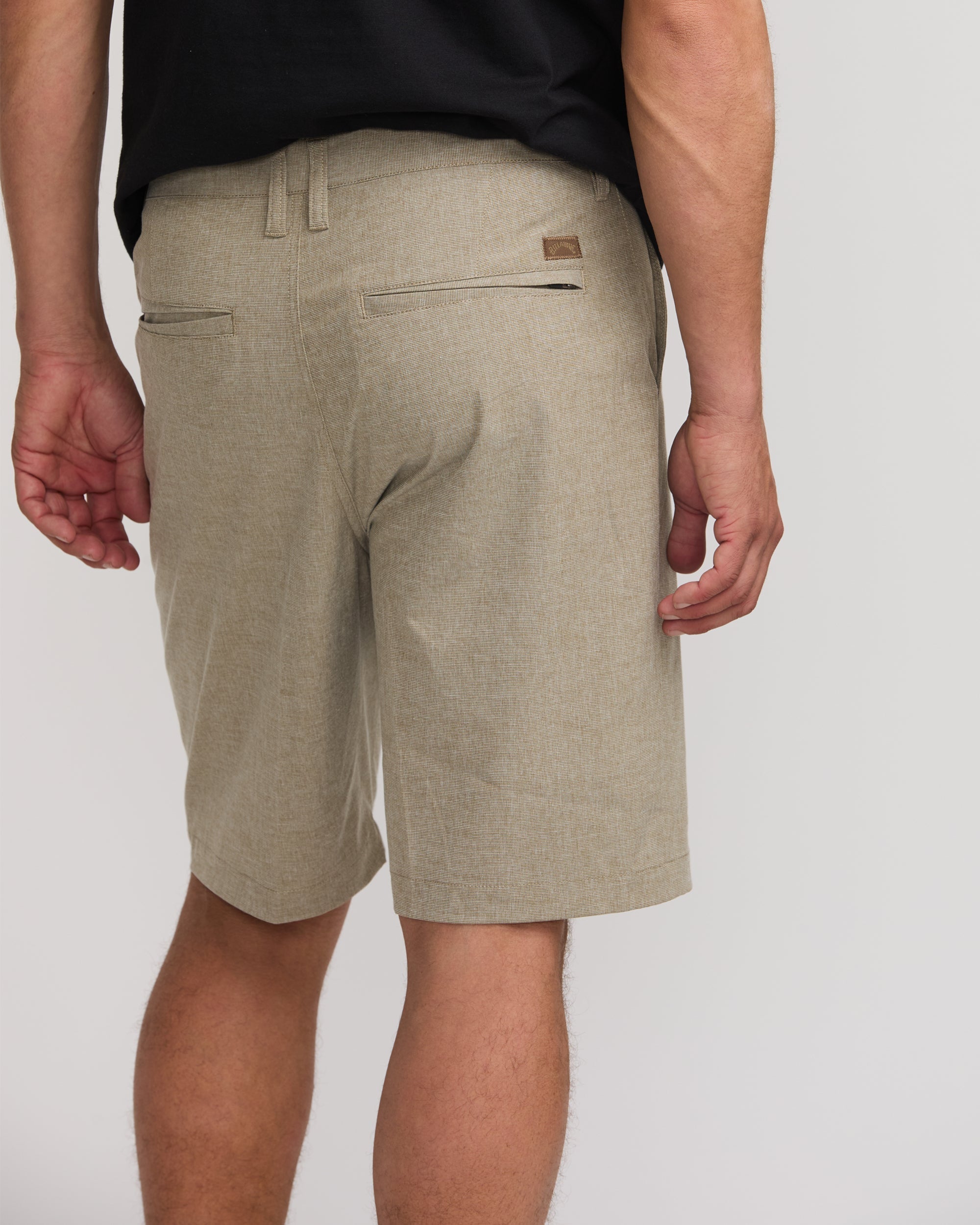 Crossfire Submersible 21 Hybrid Shorts - Khaki